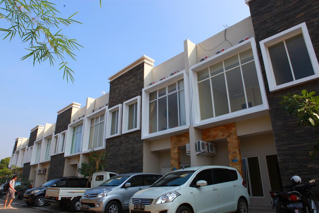 Seroja Kostel Golo Hotell Yogyakarta Eksteriør bilde